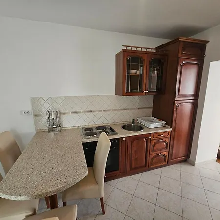 Appartamento Fuer 3 Personen Mit Terrasse By Interhome Novi Vinodolski