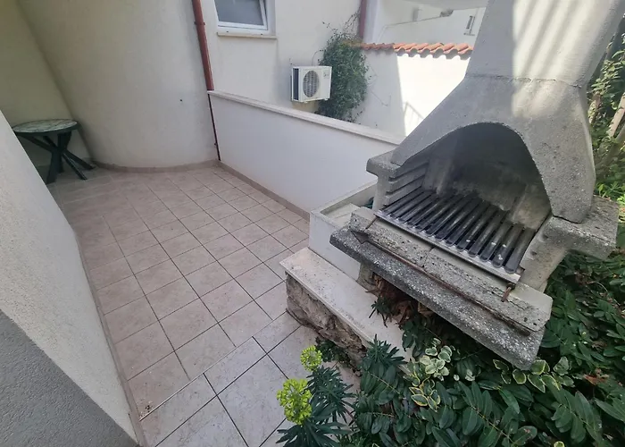 Fuer 3 Personen Mit Terrasse By Interhome Appartamento