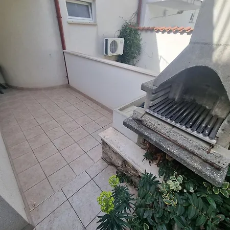 Fuer 3 Personen Mit Terrasse By Interhome Apartment